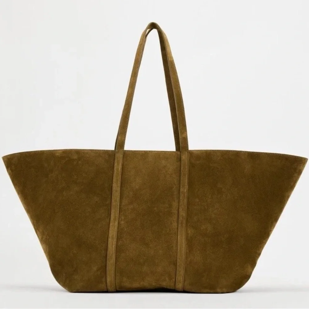 Suede Brand New Zara Bag with Pouch.Premium Collection. 100% cow leather (Suede) - Picture 9 of 16